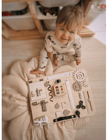 Panneau d'activité "Busy board" • Play Mini Les magasins à Paris et en Île-de-France